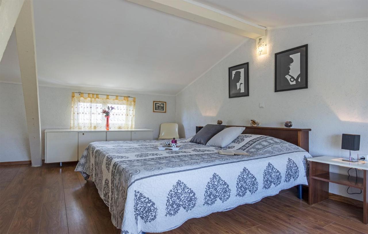 Villa Karina Tar Tar-Vabriga Exteriér fotografie