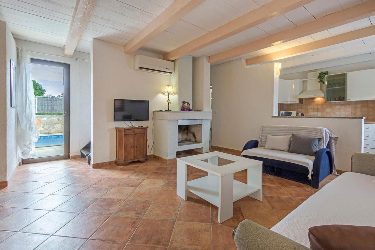 Villa Karina Tar Tar-Vabriga Exteriér fotografie